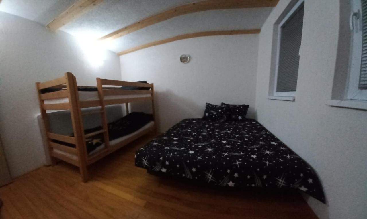 קונייץ' Lakeview Rest Home מראה חיצוני תמונה