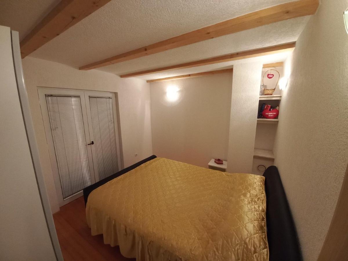 קונייץ' Lakeview Rest Home מראה חיצוני תמונה