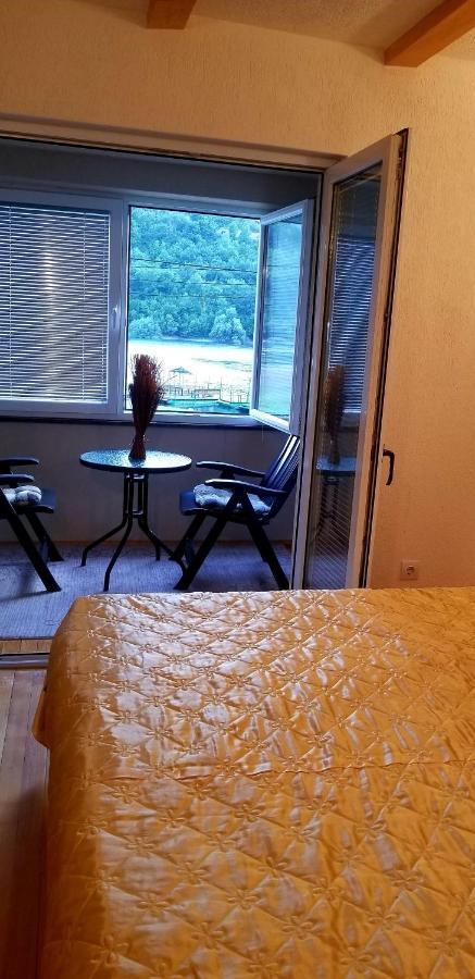 קונייץ' Lakeview Rest Home מראה חיצוני תמונה