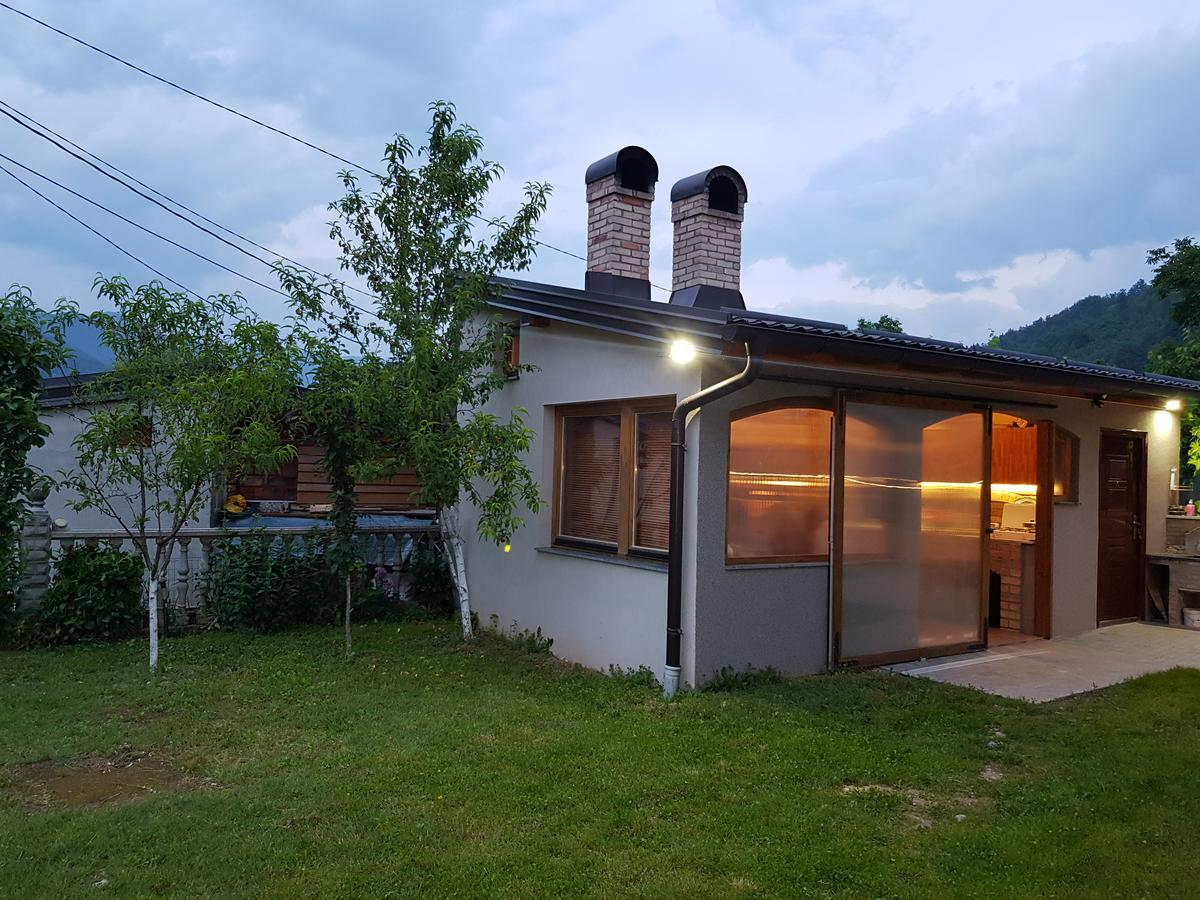 קונייץ' Lakeview Rest Home מראה חיצוני תמונה