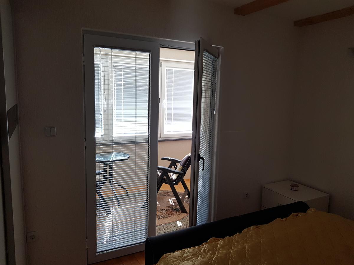 קונייץ' Lakeview Rest Home מראה חיצוני תמונה